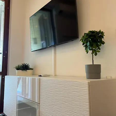 Casa Tre Palme דירה לאזיסה