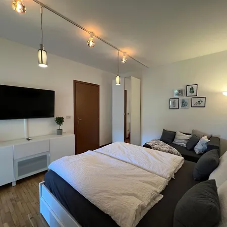 Casa Tre Palme לאזיסה