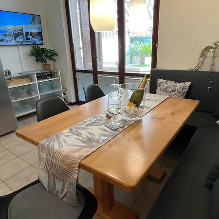 Casa Tre Palme דירה *